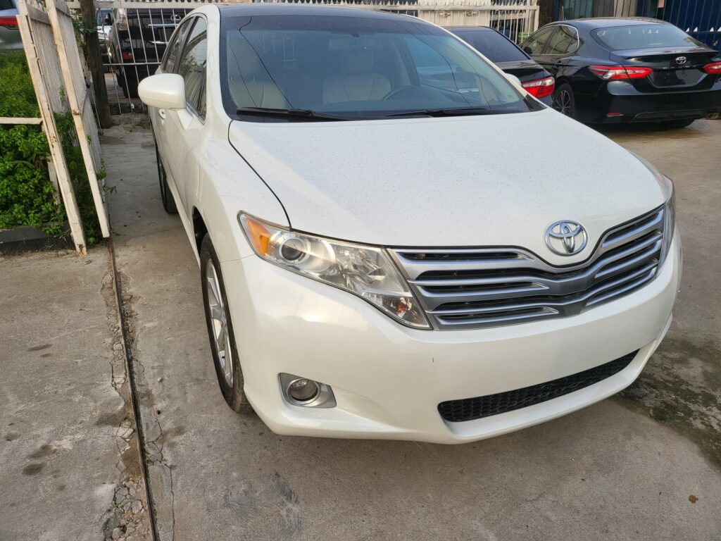 Toyota Venza 2011 White